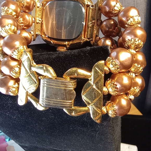 Robert Rose Watch Toffee Faux Pearl Triple Strand Bracelet 7-7.5" - Picture 4 of 9